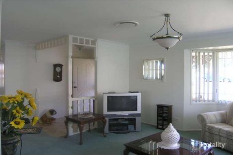 Property photo of 26 William Mannix Avenue Currans Hill NSW 2567
