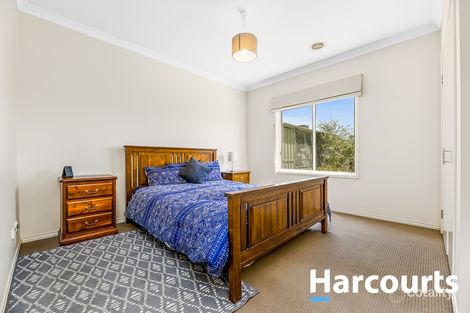 Property photo of 21 Stocks Drive Cranbourne West VIC 3977