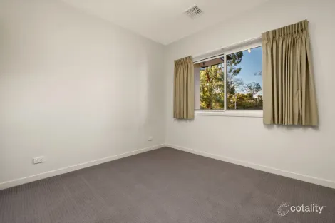 Property photo of 1 Shiels Place Curtin ACT 2605