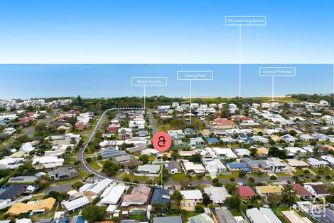 Property photo of 32 Lapoinya Crescent Warana QLD 4575