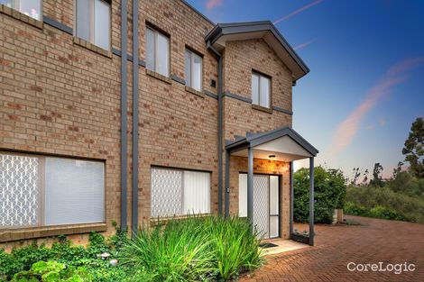 Property photo of 3/2 Lakeside Drive Point Cook VIC 3030