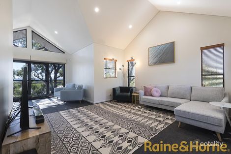 Property photo of 16 Glenabbey Drive Dubbo NSW 2830