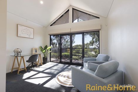 Property photo of 16 Glenabbey Drive Dubbo NSW 2830