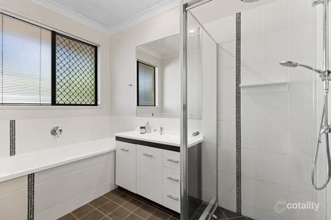 Property photo of 35 Rogers Drive Highfields QLD 4352