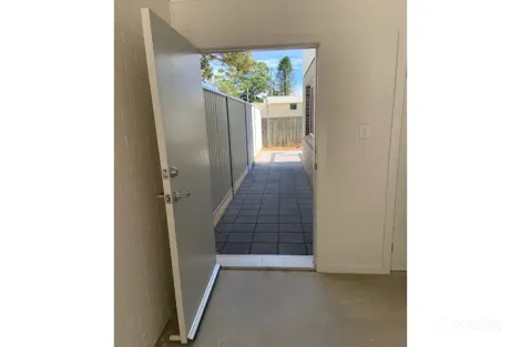 Property photo of 1 Coweambah Way Tanilba Bay NSW 2319