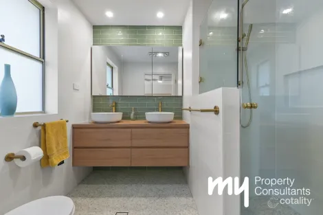 Property photo of 13 Channell Place Mount Annan NSW 2567