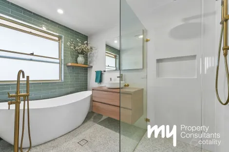Property photo of 13 Channell Place Mount Annan NSW 2567