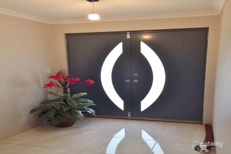 Property photo of 21 Chamberlain Grove Millbridge WA 6232