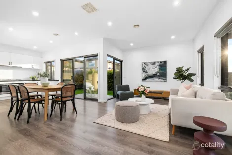 Property photo of 1/46 Tully Road Clarinda VIC 3169