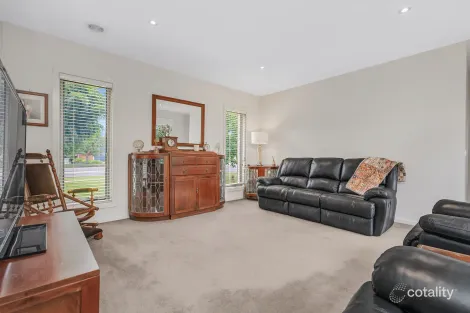 Property photo of 5 Canterbury Place Echuca VIC 3564