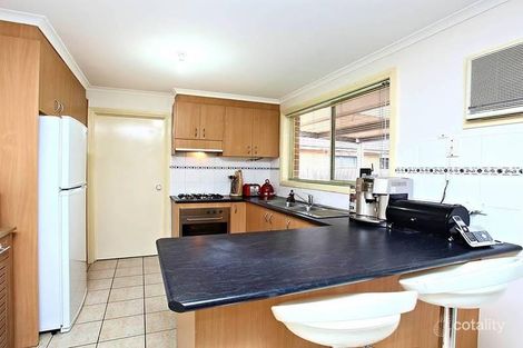 Property photo of 7 Mavis Crescent Kings Park VIC 3021