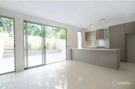 2/99a Grosvenor St, Morningside, QLD 4170