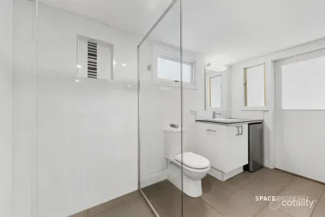 Property photo of 97 Simpsons Road Bardon QLD 4065