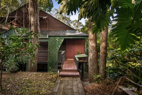 233 Taringa Pde, Taringa, QLD 4068