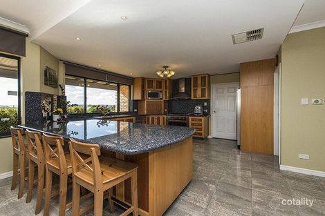 166 Clarkson Rd, Bullsbrook, WA 6084