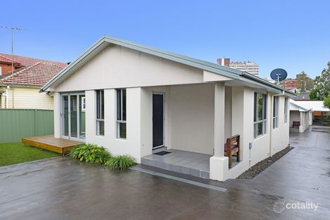 Property photo of 1/26 Rowland Avenue Wollongong NSW 2500