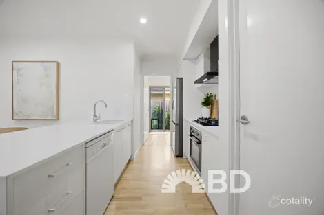 Property photo of 3 Zircon Place Mango Hill QLD 4509