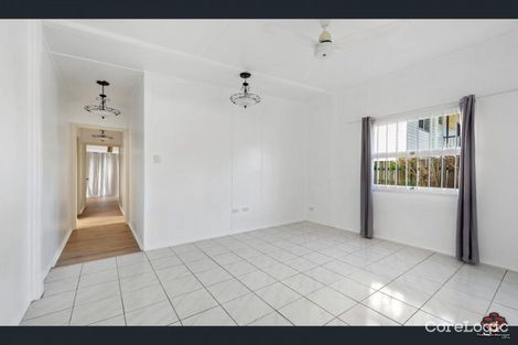 Property photo of 46 Connaught Street Sandgate QLD 4017