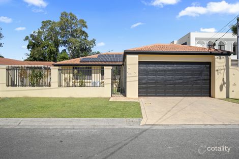Property photo of 34 Bordeaux Parade Mermaid Waters QLD 4218