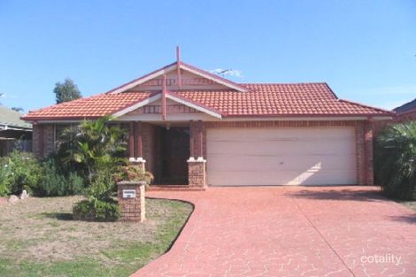 30 Todd Ct, Wattle Grove, NSW 2173