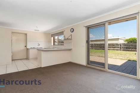Property photo of 15 Capella Place Carrum Downs VIC 3201
