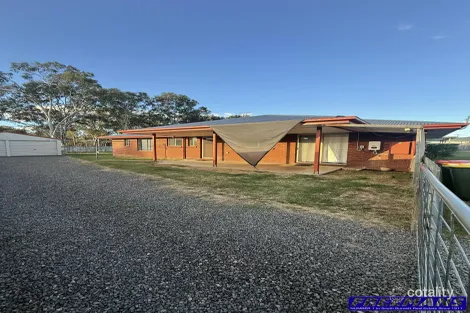 24 Hawthorne St, Nanango, QLD 4615