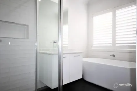 Property photo of 11 Momentum Drive Mount Duneed VIC 3217