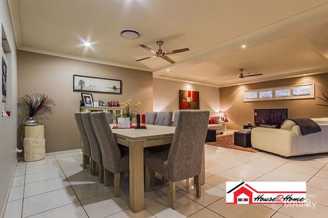 Property photo of 20 Lauradale Crescent Ormeau QLD 4208