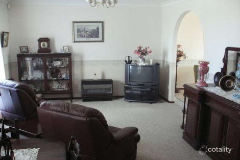 Property photo of 2 Bralich Street Warnbro WA 6169