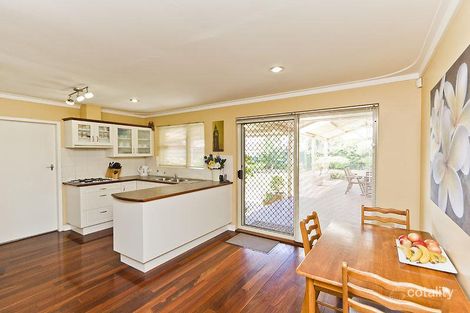 Property photo of 28 Farnham Way Morley WA 6062