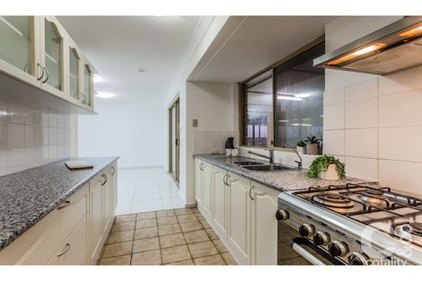 6 Tunnicliffe St, Parmelia, WA 6167