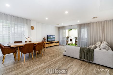 Property photo of 33/4 Langdon Way Mount Hutton NSW 2290