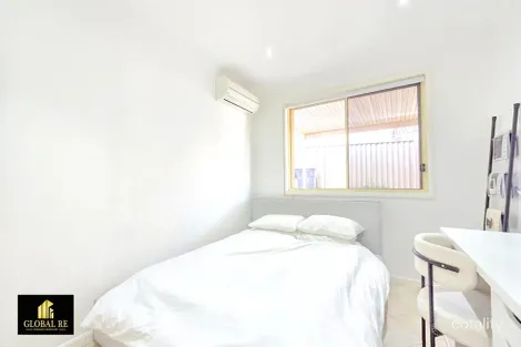 Property photo of 7 Herrick Close West Hoxton NSW 2171