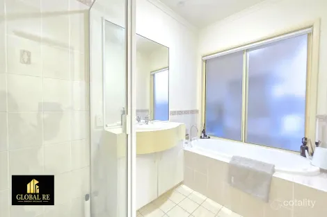 Property photo of 7 Herrick Close West Hoxton NSW 2171