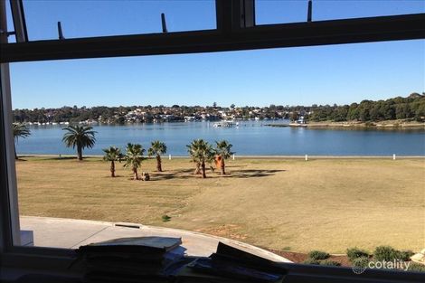 Property photo of 21/27-33 Peninsula Drive Breakfast Point NSW 2137
