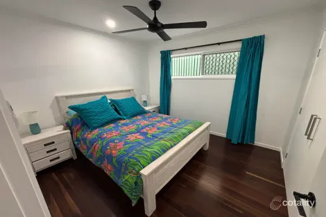 Property photo of 19 Whytecliffe Parade Woody Point QLD 4019
