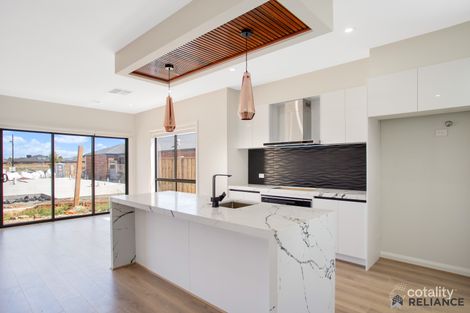 Property photo of 14 Arcadia Drive Weir Views VIC 3338