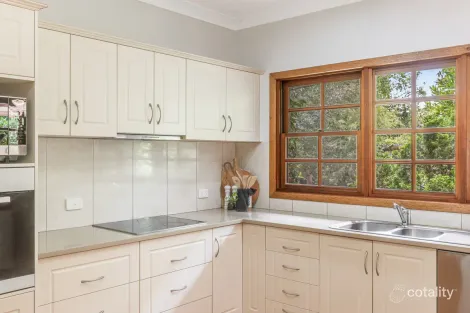 Property photo of 7 Fairway Crescent Middle Ridge QLD 4350