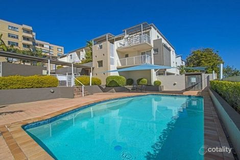 Property photo of 9/96 Norman Crescent Norman Park QLD 4170
