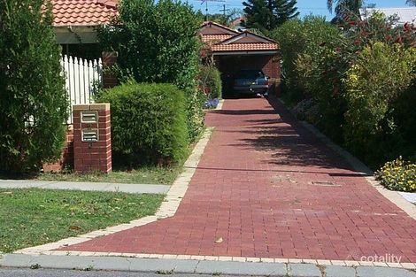 2/32 Scalby St, Scarborough, WA 6019