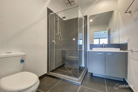 13 Rosebank Walk, Thornhill Park, VIC 3335