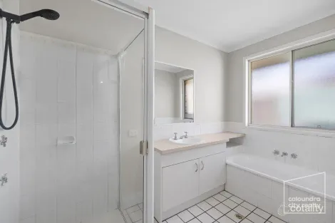 Property photo of 50 Village Way Little Mountain QLD 4551