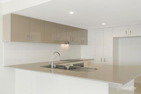 Property photo of 34 Emsworth Street Wynnum QLD 4178