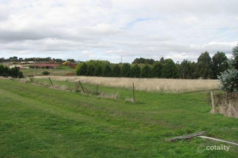 18 Myrtle Grove Rd, Ballan, VIC 3342