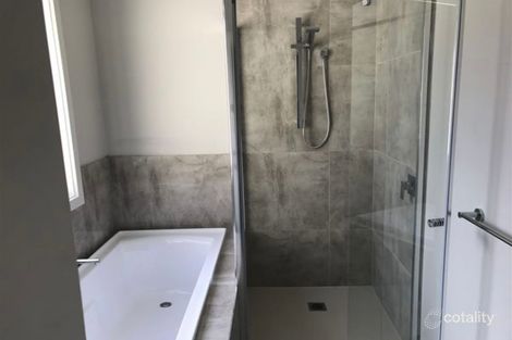 Property photo of 2/304 Princes Highway Narre Warren VIC 3805
