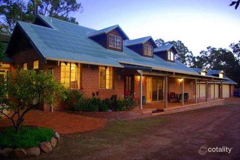 34 Boonooloo Rd, Kalamunda, WA 6076