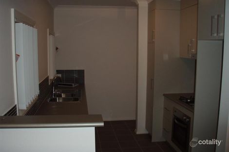 Property photo of 10 Kestrel Circuit Shortland NSW 2307