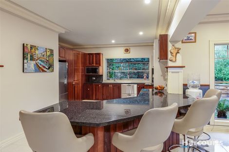 Property photo of 8 Highview Court Lysterfield VIC 3156