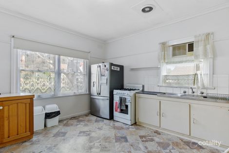 Property photo of 42 Chisholm Crescent Seymour VIC 3660