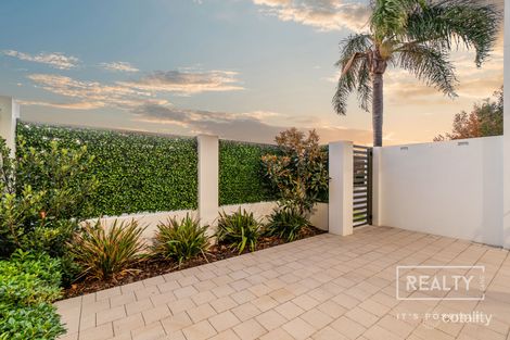 Property photo of 2/2 Ruthven Place Duncraig WA 6023